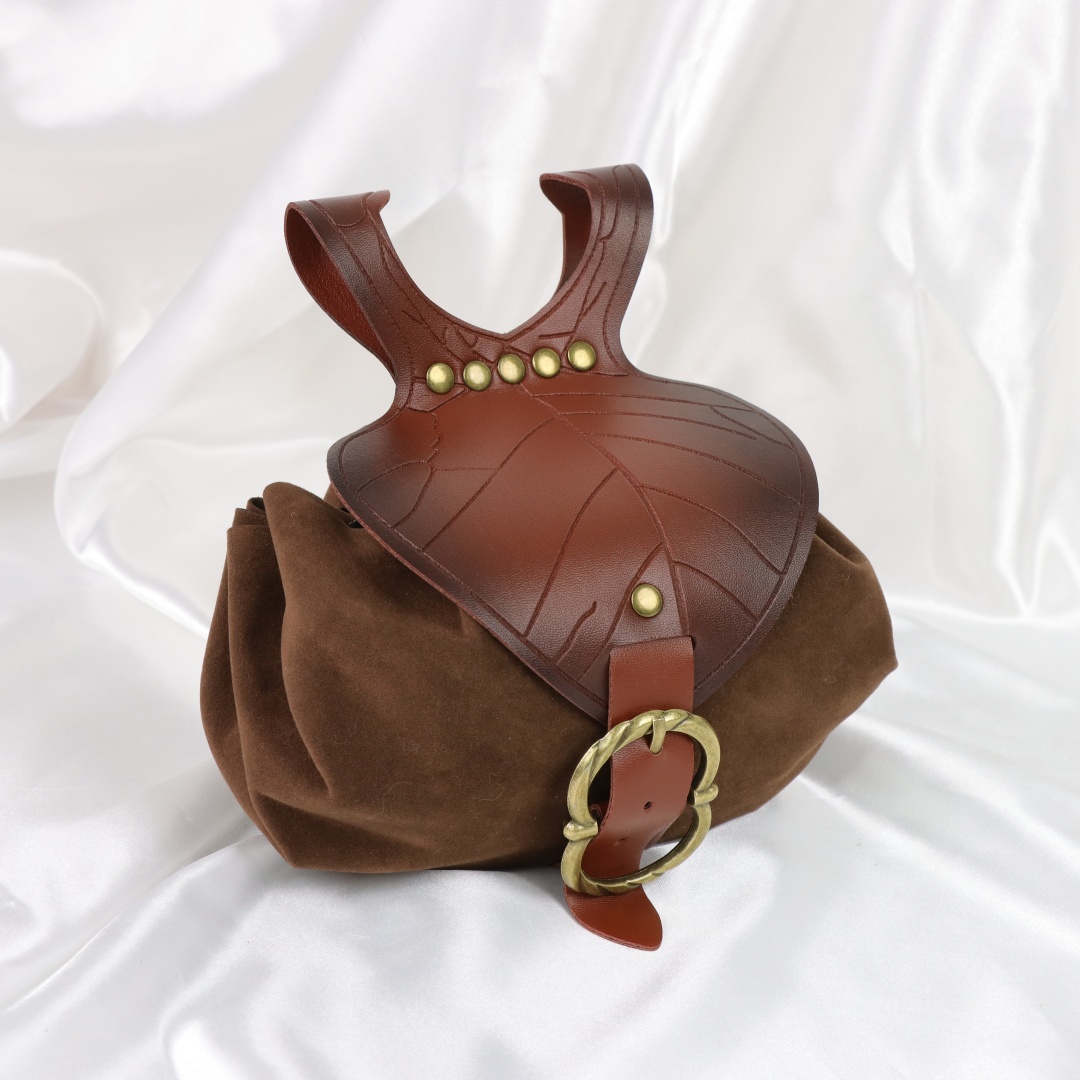 Bolsa de cintura con forma de  - Womens Suit reseña y precio